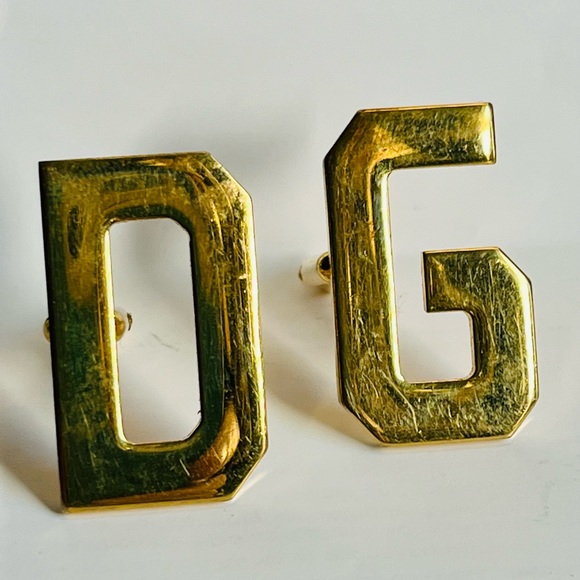 D&G G&D Gold Cuff-links - Picture 2 of 8